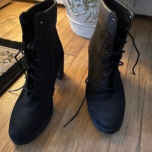 Timberland lace up workbook